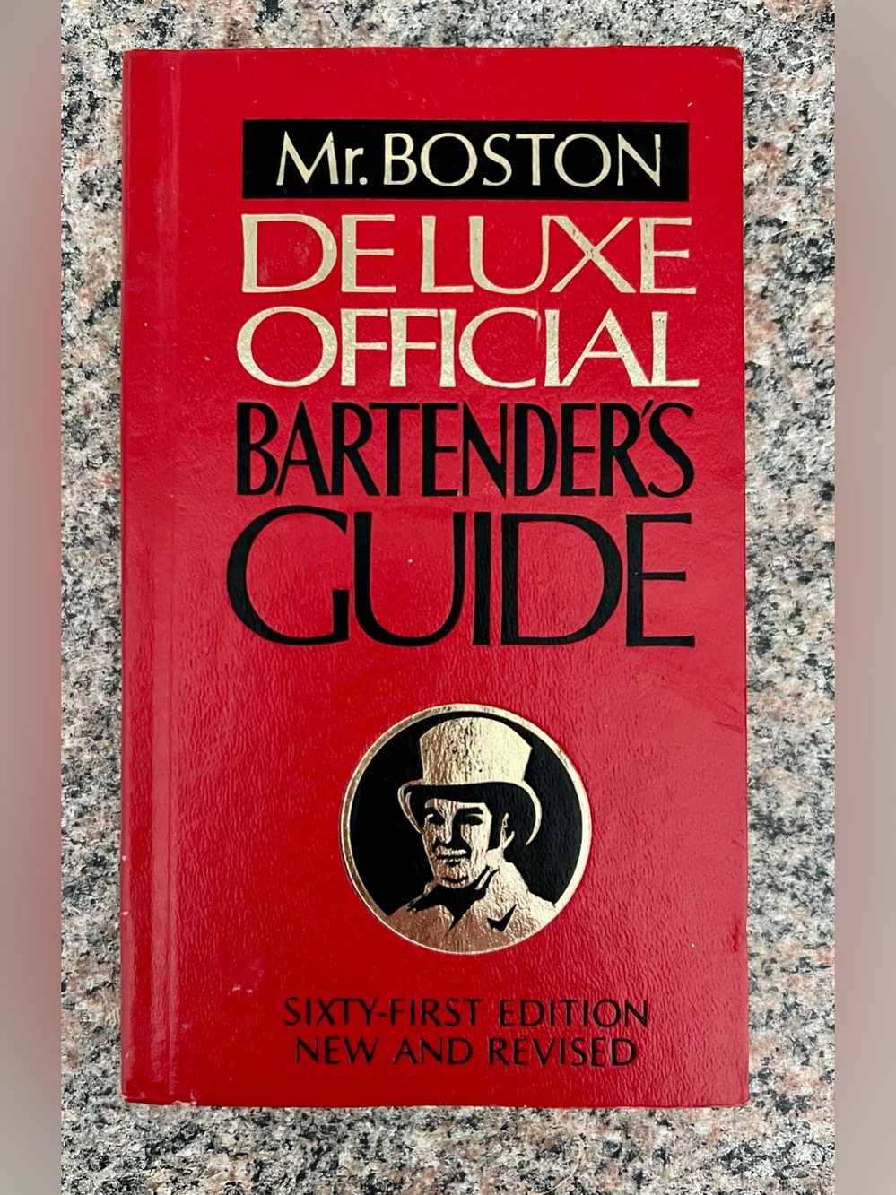 Vintage Mr. Boston Deluxe Official Bartender's Guide Pristine!